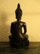Sitzender Buddha Figur 13cm Schwarz Gießmasse Skulptur Meditation Feng Shui Entstehungszeit nach 1945 Bild 2