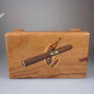 Wunderschöne Kiste Für Zigaretten Zigarren Mit Spieluhr (38298) Bild