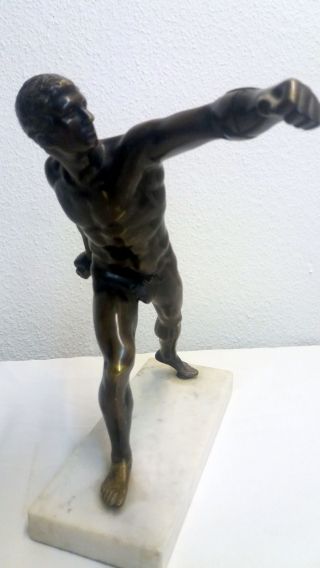 Muskulöser Bronze Athlet Um 1900 Auf Marmor Bild