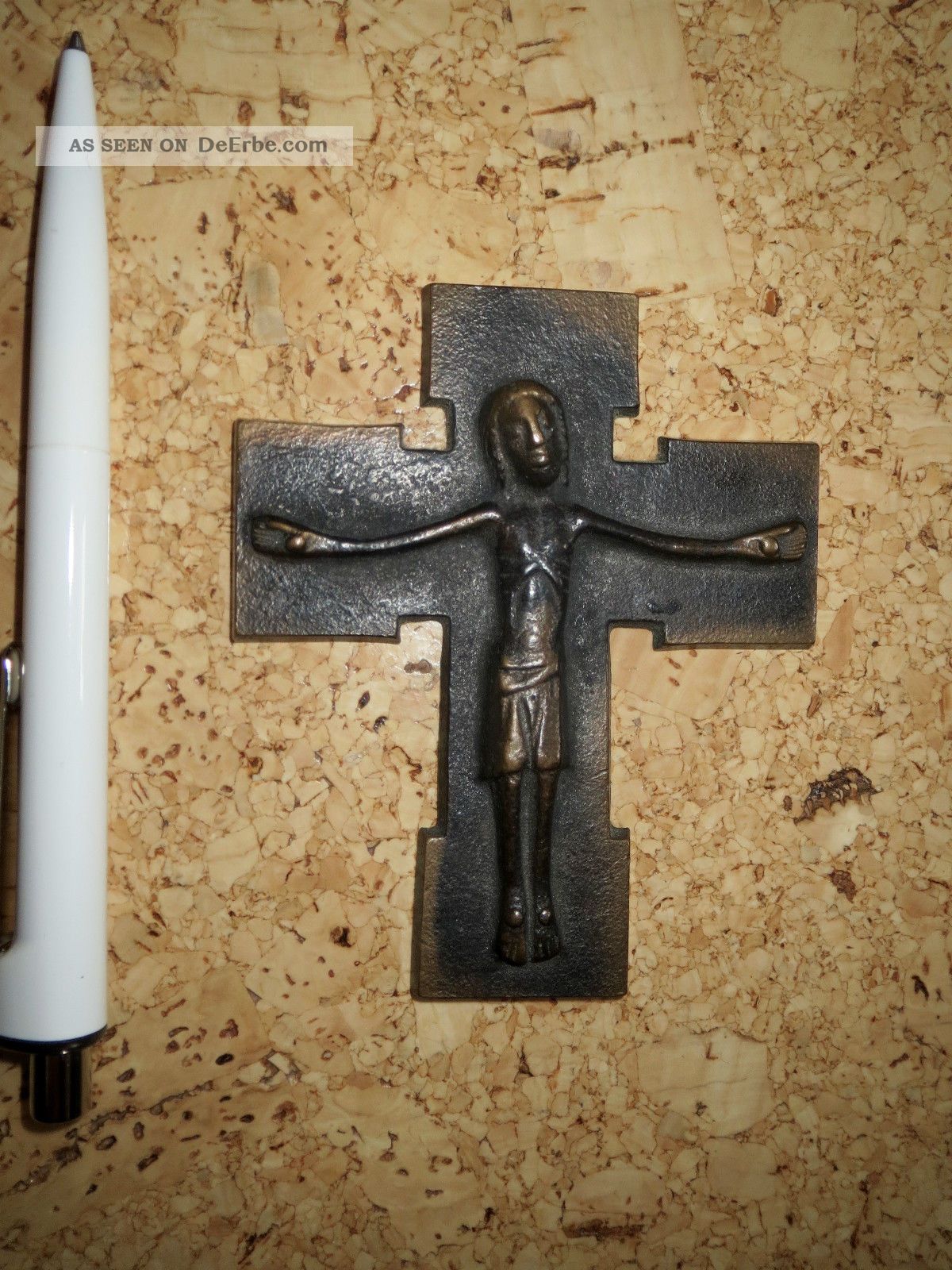 Jesuskreuz Kruzifix Metallkreuz Skulpturen & Kruzifixe Bild