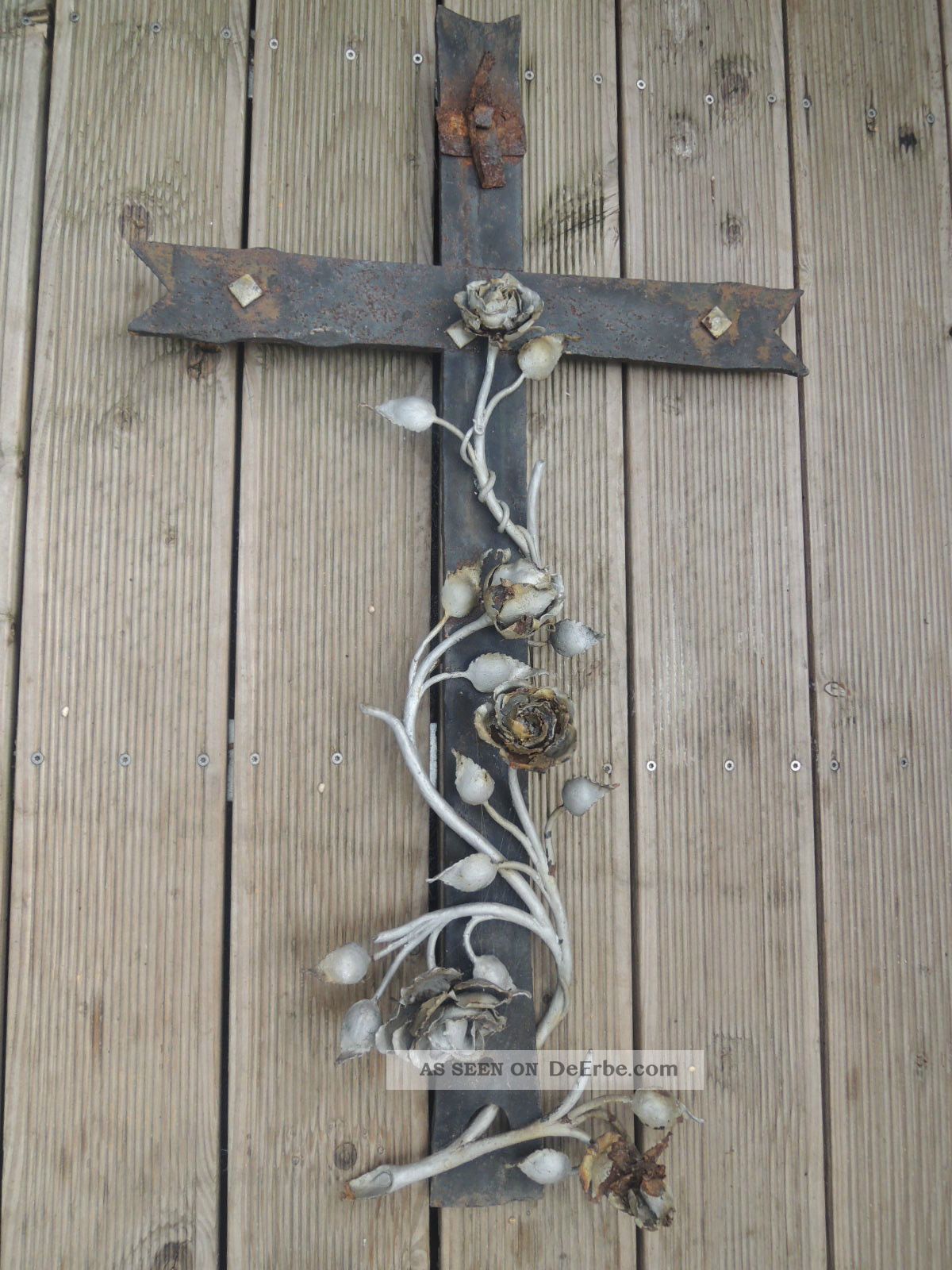 Schmiedeeisernes Kreuz Mit Tollen RosenblÜten Aus Metall Gearbeitet Um 1900 Skulpturen & Kruzifixe Bild