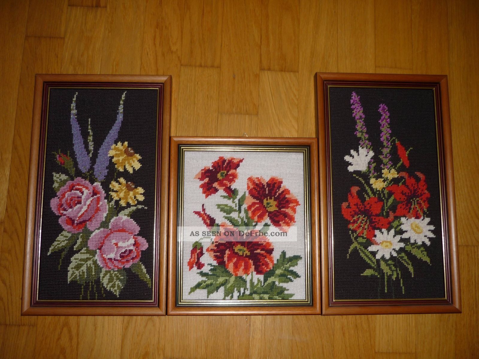 3 Gerahmte Gobelin / Stickbilder.  Blumenmotive Teppiche & Flachgewebe Bild
