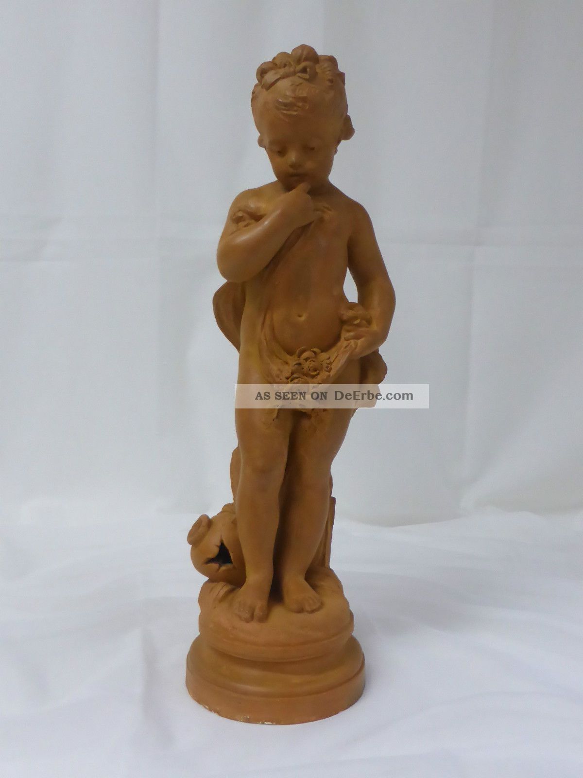 Allegorische Skulptur Tonware Terrakotta Kind Putto Undeutlich Signiert 50 Cm 1900-1949 Bild