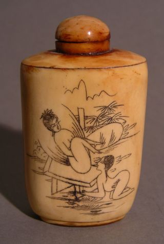 Snuff - Bottle Riech - Fläschchen China Bein Erotikfoto Sappho Lesbisches Paar 1900 Bild