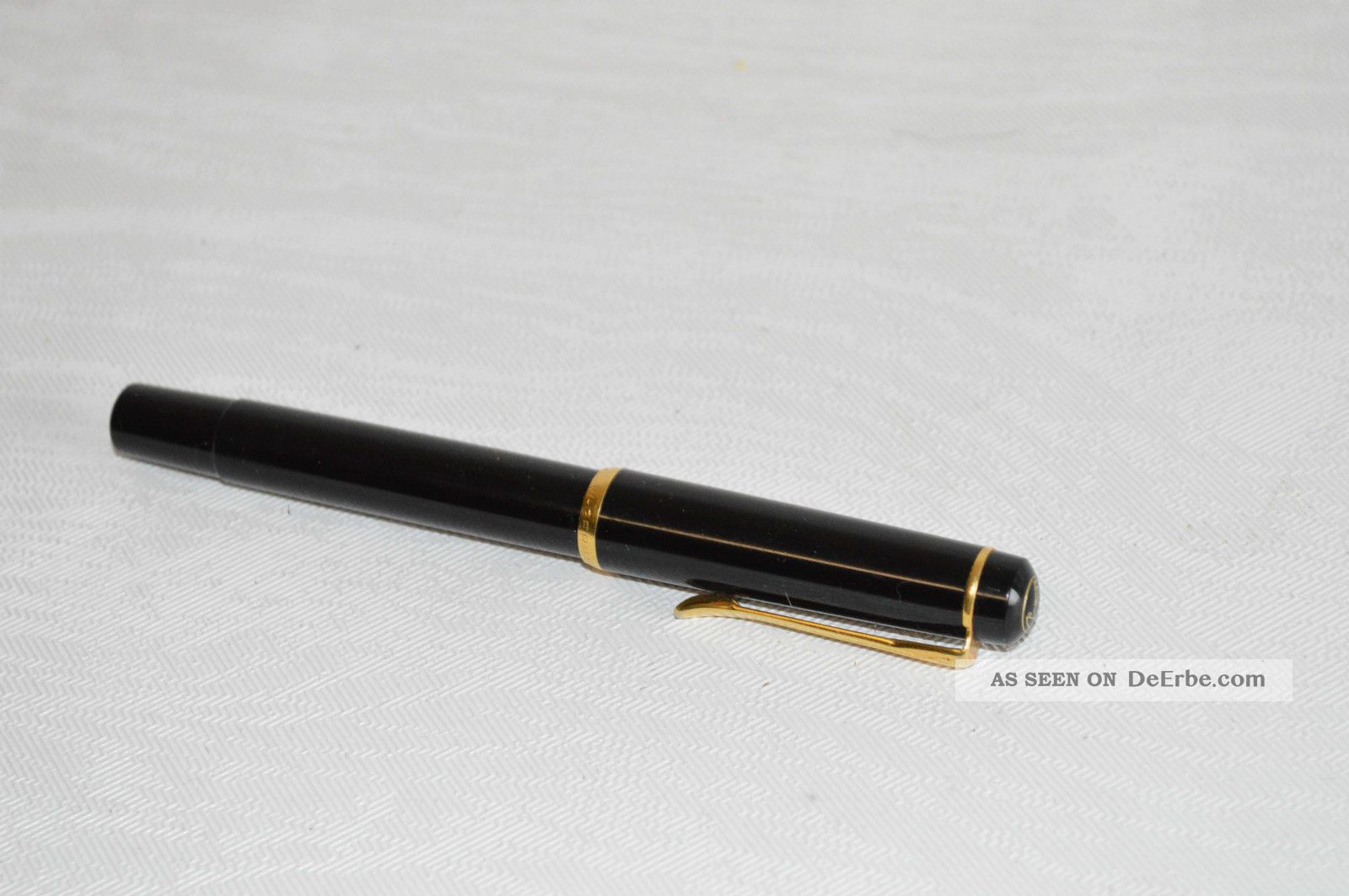 Pelikan Füllhalter Classic 215 – Kolbenfüller Schwarz Mit F Feder, Im Geschenketui