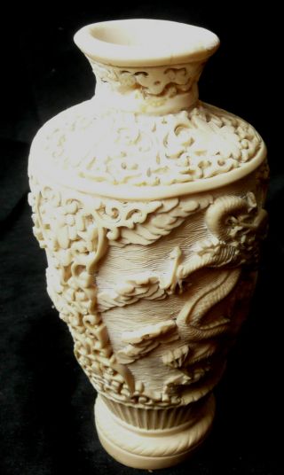 Schöne Asiatische Drachen - Vase,  Geschnitzt Aus Speckstein,  Wohl China Um 1880/90 Bild