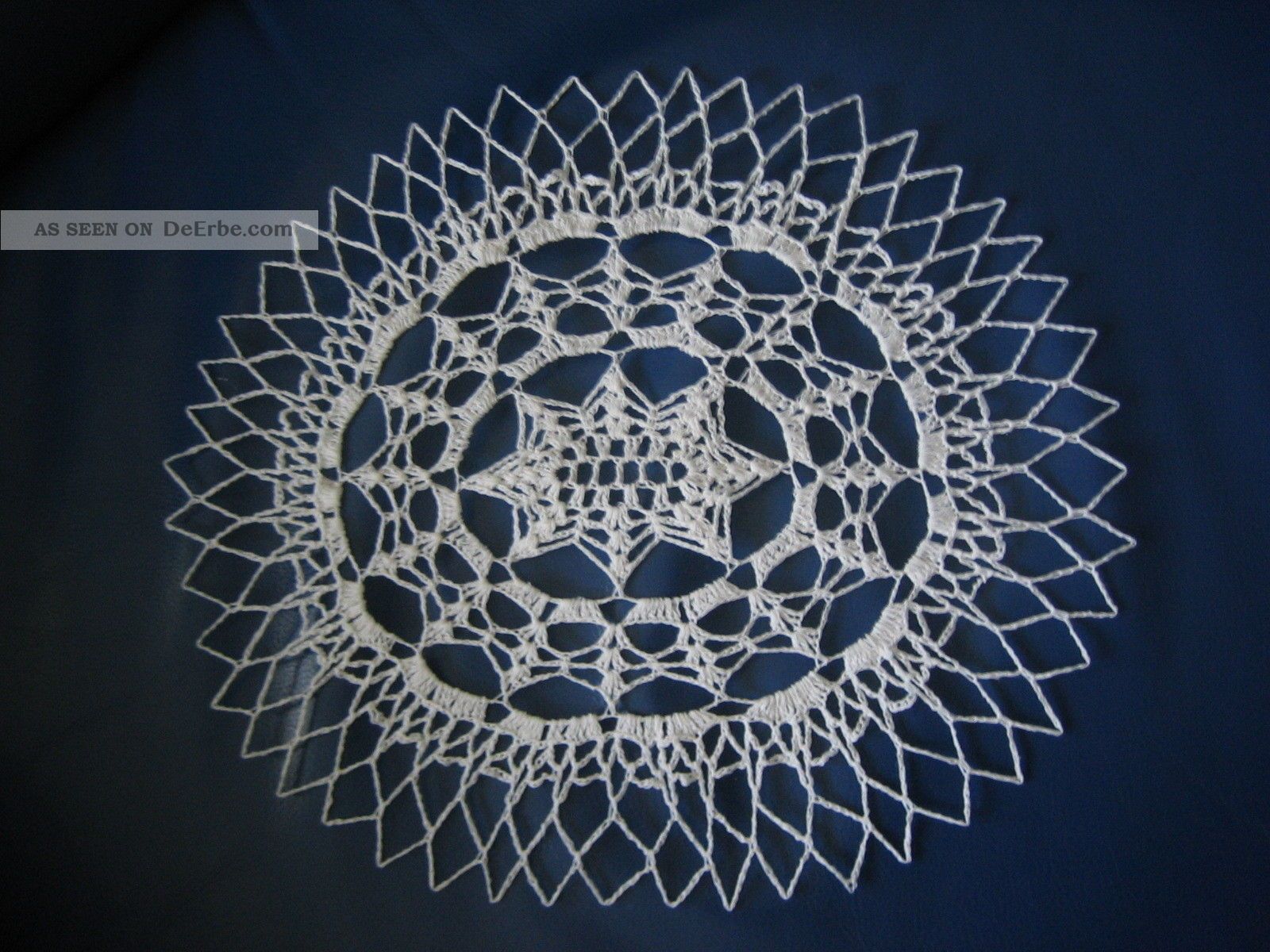 Antikes Häkeldeckchen Konvolut,  Chabby Chic, Tischdecken Bild