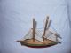 Segelboot Segelschiff Segelyacht Holz Rot,  Grün Standmodell 22cm Antik Spielzeug Maritime Dekoration Bild 1