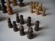 Altes Schachspiel,  Figuren Hartholz,  Schach Schachfiguren Holzkiste Gefertigt vor 1945 Bild 8