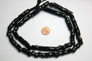 Big Bohemian Russian Trade Beads Black Bild