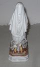 Hlg Bernadette Von Lourdes Knieend Betend 17 Cm Hergestellt Um 1900 Porzellan/k8 Skulpturen & Kruzifixe Bild 1