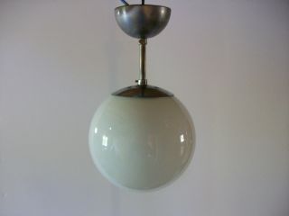 Bauhaus Lampe / Mundgeblasenes Opalglas - 30er - 40er Jahre - True Vintage Bild