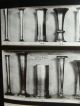 Louis Comfort Tiffany York,  Soliflore Vase Mit Emailliertem Messingfuß Nordamerika Bild 11