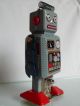 Blechspielzeug Roboter Antikspielzeug Nostalgie Made In China Walking Robot Gefertigt nach 1970 Bild 1