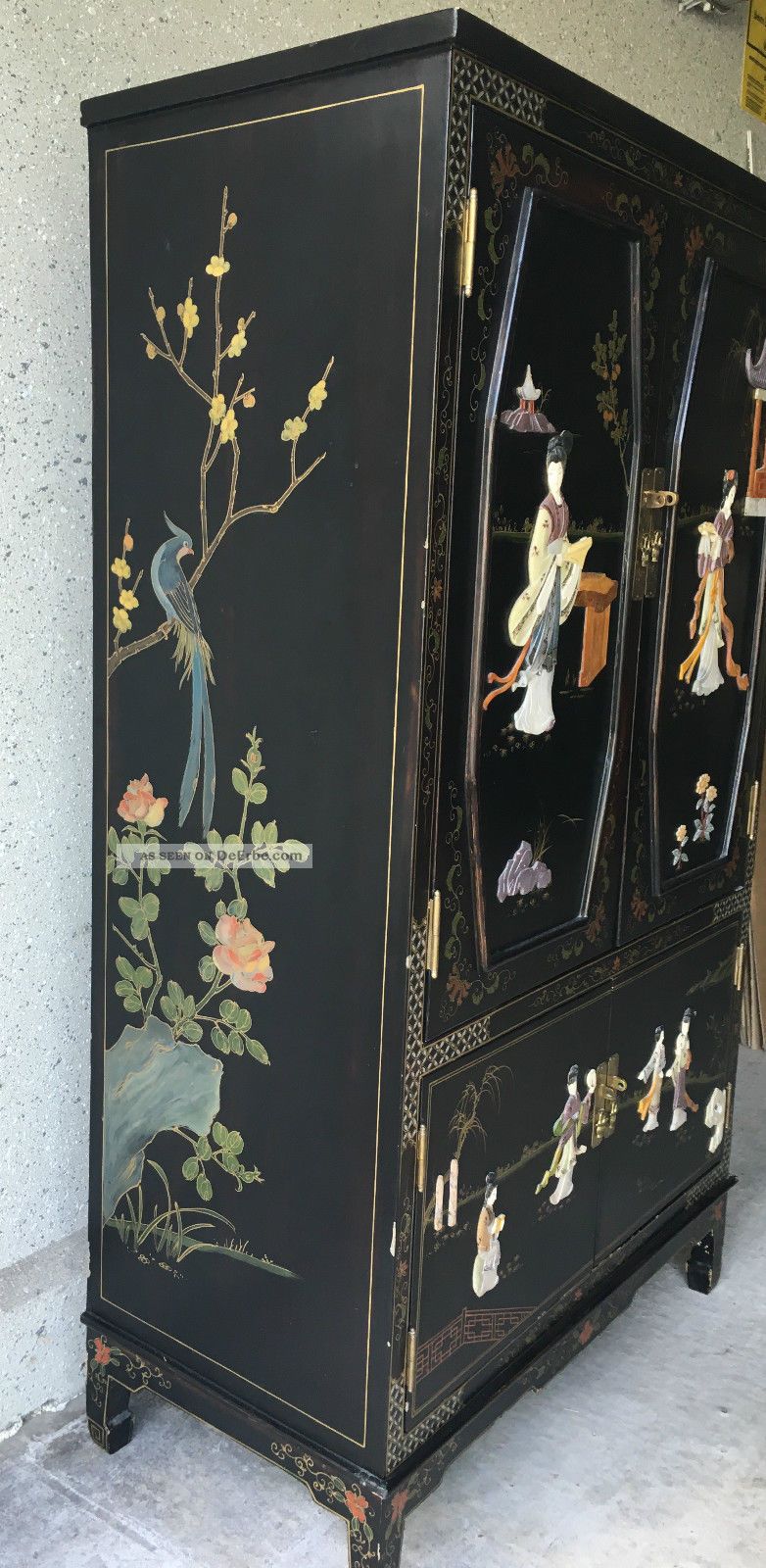 Wunderschoner Alter Chinesischer Schrank Aus Holz Mit