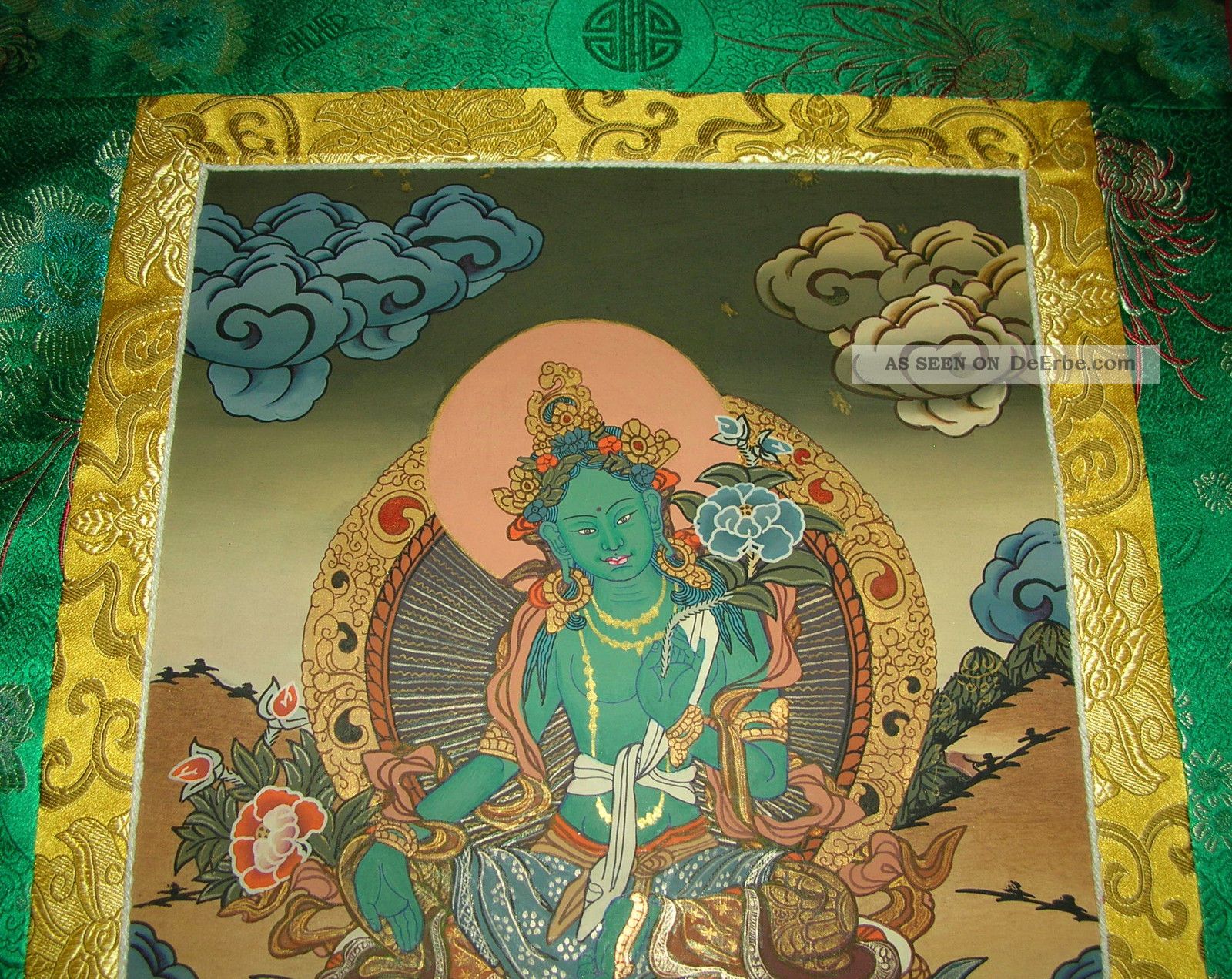 Wunderschöner Feiner Thangka Aus Nepal: Grüne Tara In Brokat 83x45 Cm Entstehungszeit nach 1945 Bild