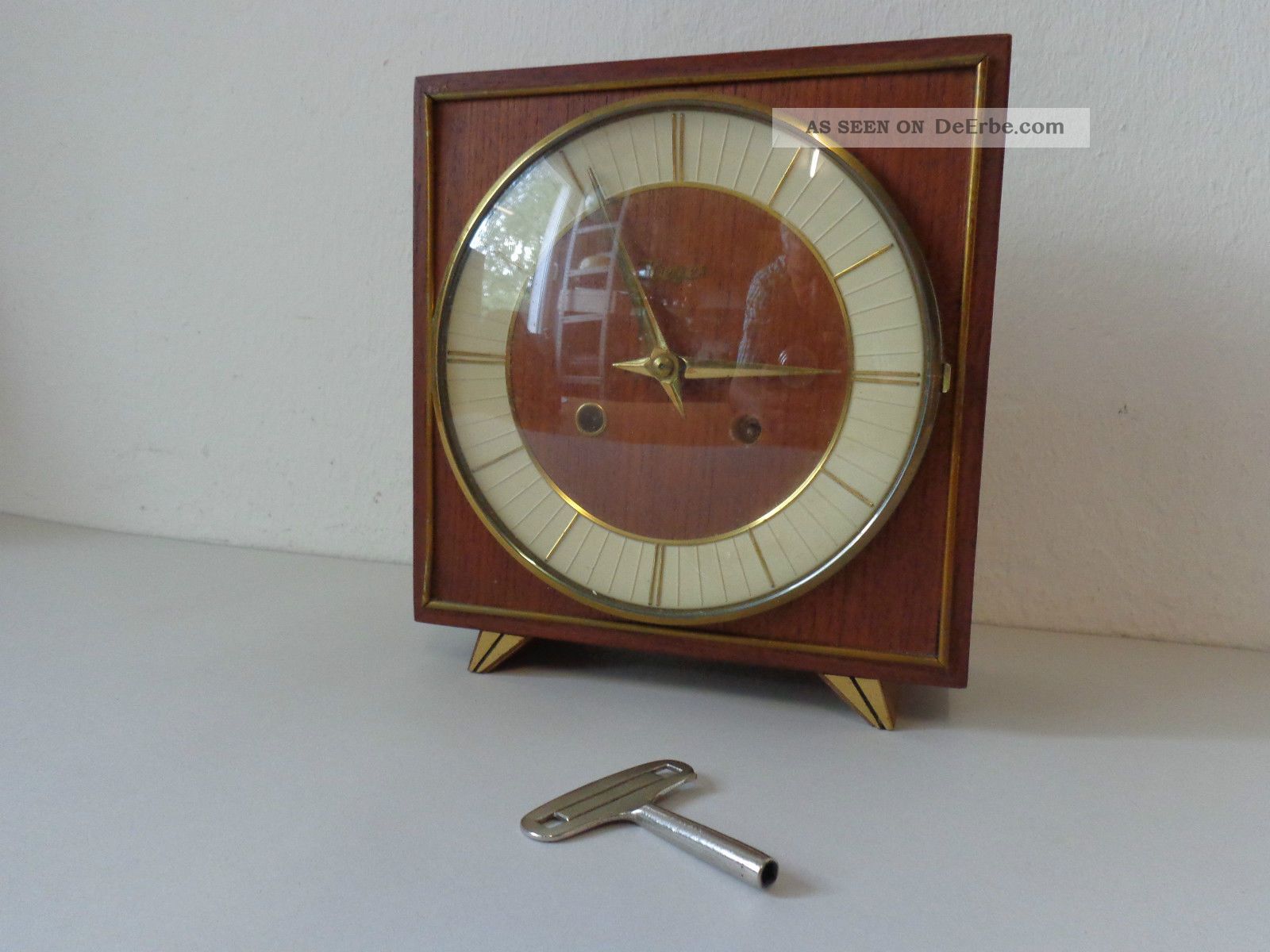 Heges Uhr 50er 60er Jahre Teak Vintage 417 Gefertigt nach 1950 Bild