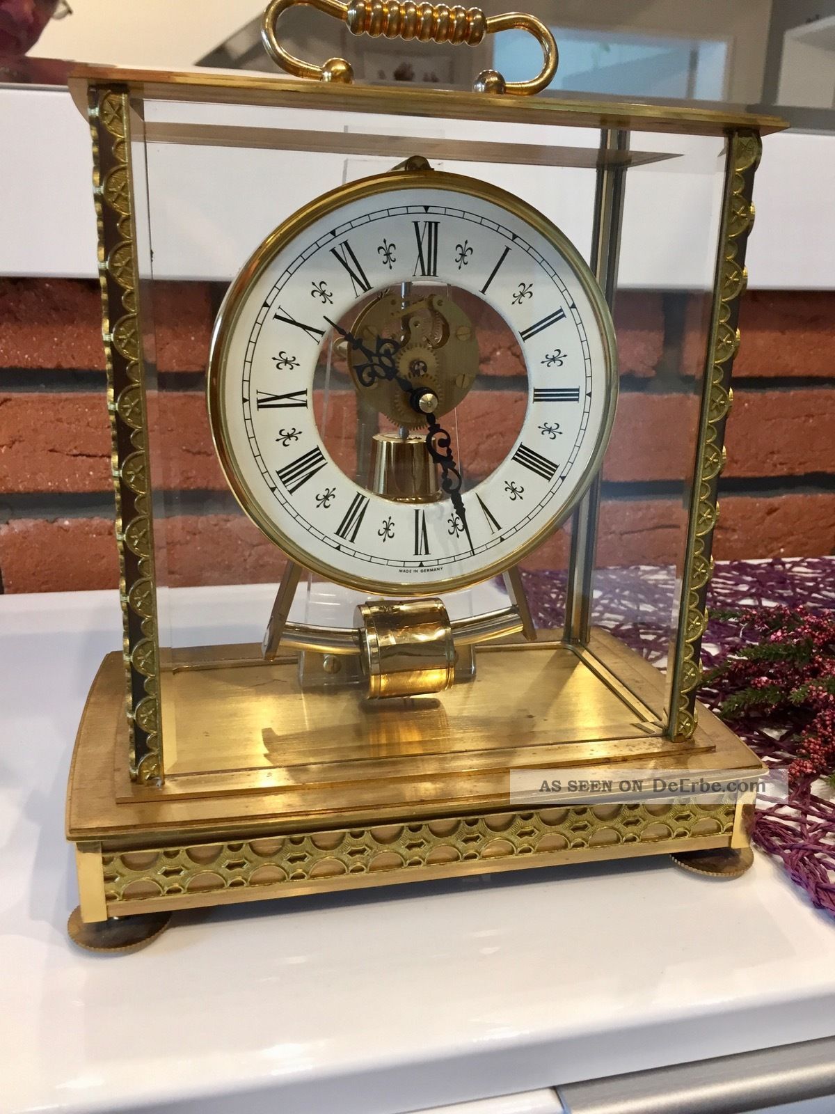 Kundo Magnetpendeluhr No Ato Bulle Brille Clock Gefertigt nach 1950 Bild