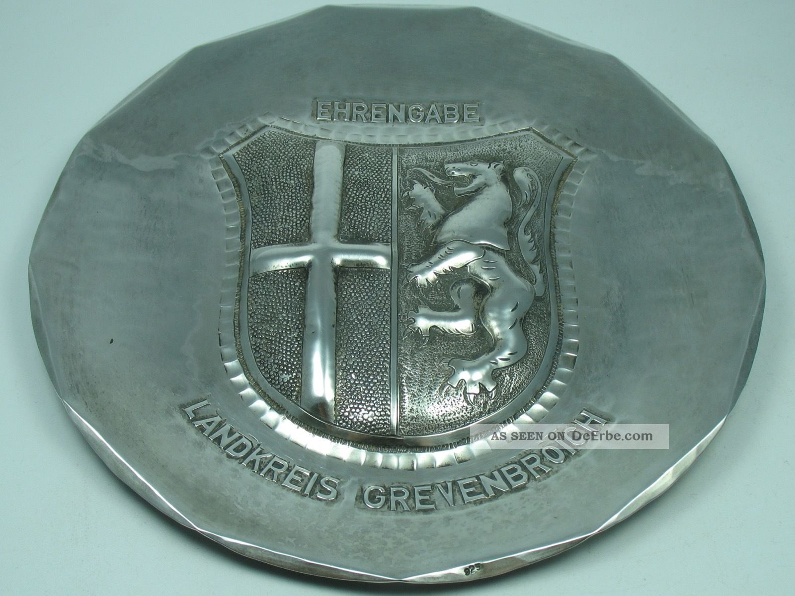 Landkreis Grevenbroich Großer Alter Wappen Teller Aus Komplett 925 Silber Objekte nach 1945 Bild