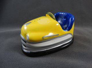Salzstreuer Porzellan Figur Figürlich Autoscooter Gelb Bild