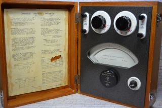 Antikes Leistungsmessgerät Cambridge Instrument Wattmeter Holzgehäuse; K23 89 Bild