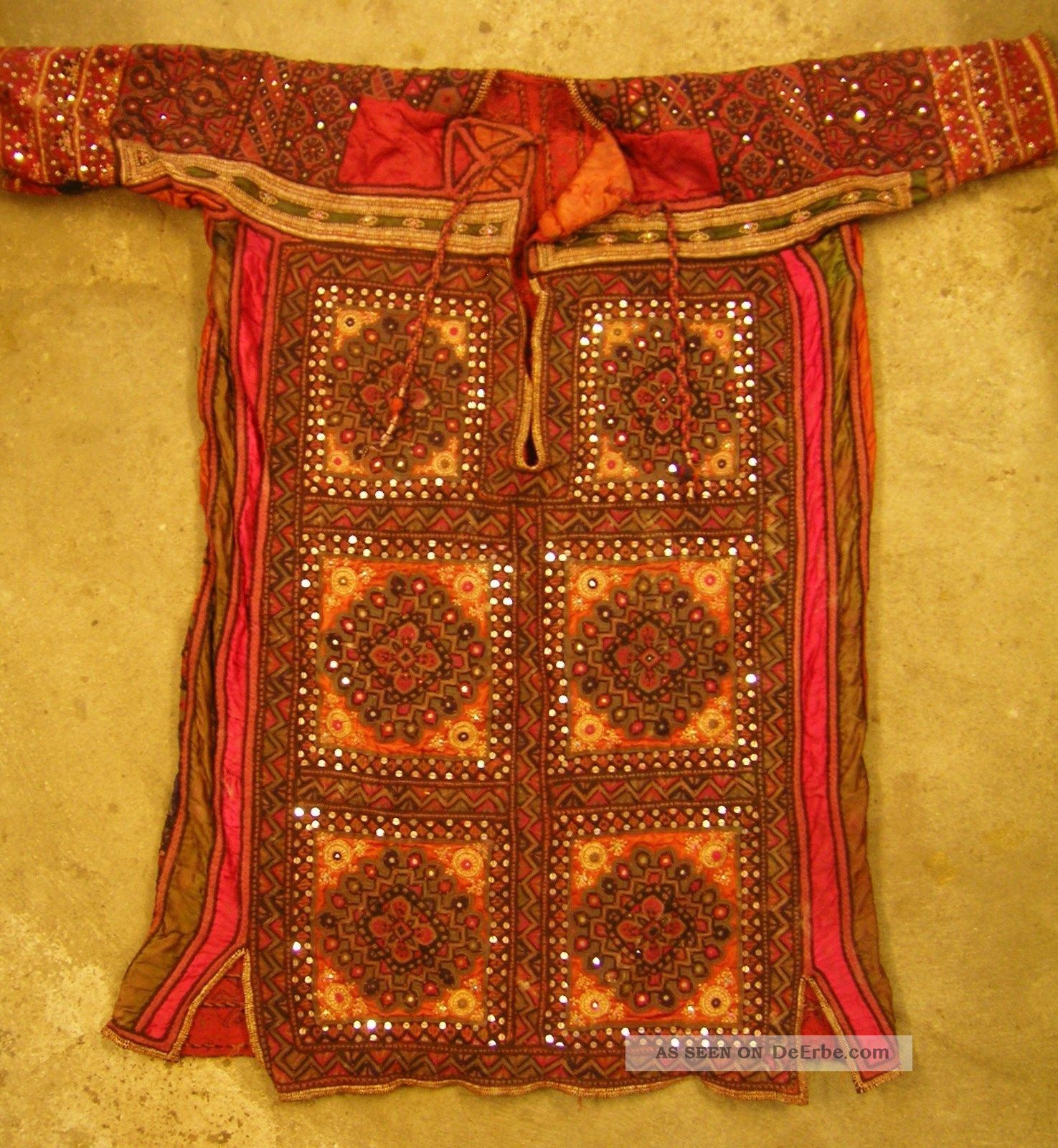 Kleid Traumhafte Alte Handarbeit (baumwolle Seide Pailletten Spiegelchen) Asiatika: Indien & Himalaya Bild
