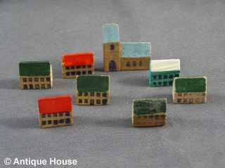 Erzgebirge Volkskunst Holz Miniaturen Dorf Häuser Kirche Bild
