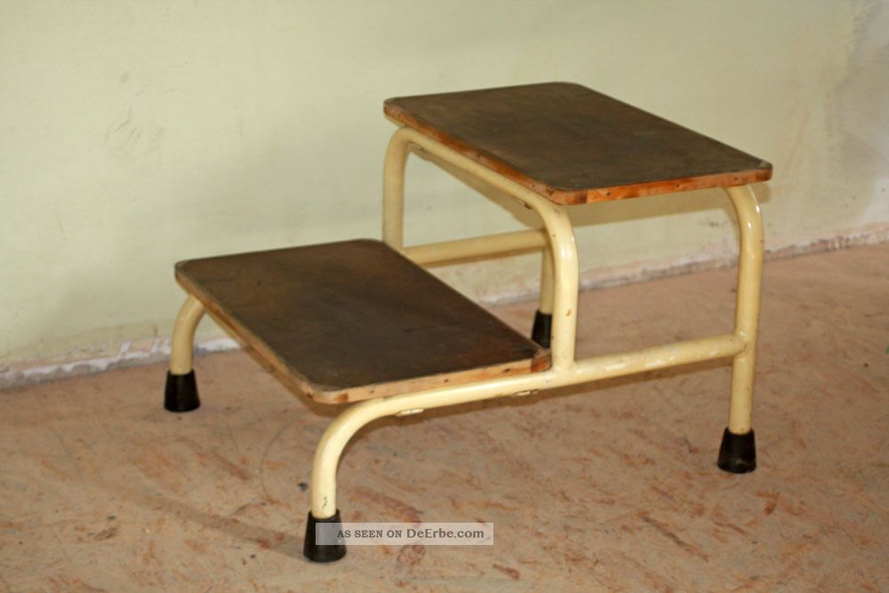 Vintage Arzt Praxis Fußbank 2stufige Treppe Bauhaus Rohrmöbel Konsole Tisch 50s Arzt & Apotheker Bild
