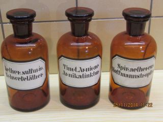 3 Alte Braune Apothekerflaschen 0,  5 Ltr.  Enghalsig Bild