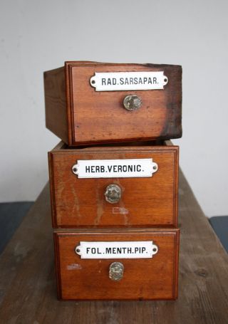 3 Antike Schublade,  Apothekerschublade,  Alter Schubkasten Bild