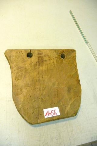 Nr.  1456.  Altes Schinkenbrett Holzbrett Schneidebrett Old Wooden Bread Board Bild