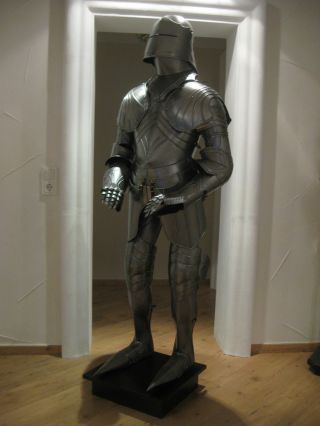 Gotische Ritterrüstung 