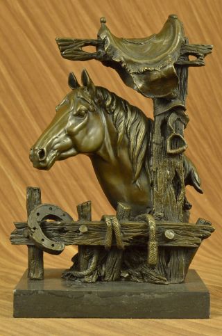 Figur Große - Liebevoll Pferd Mit Sattel Western Art Cowboy Bild