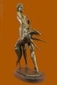 Singiert E.  Mccartan Bronze - Diana Die Jägerin Hunde Statue / Diana Mit Wolfshund Antike Bild 2