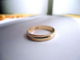 333er Gold Ring - Echt Gold - - - Ehering - - Bild