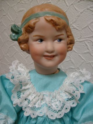 Heubach Porzellan Kopf Puppe Coquette,  Größe 33 Cm,  Repro. Bild