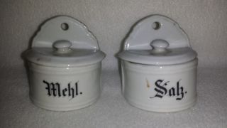 7.  Alte Mehl - & Salzmetze Aus Porzellan Mit Deckel Für Puppenküche,  Um 1900 Bild