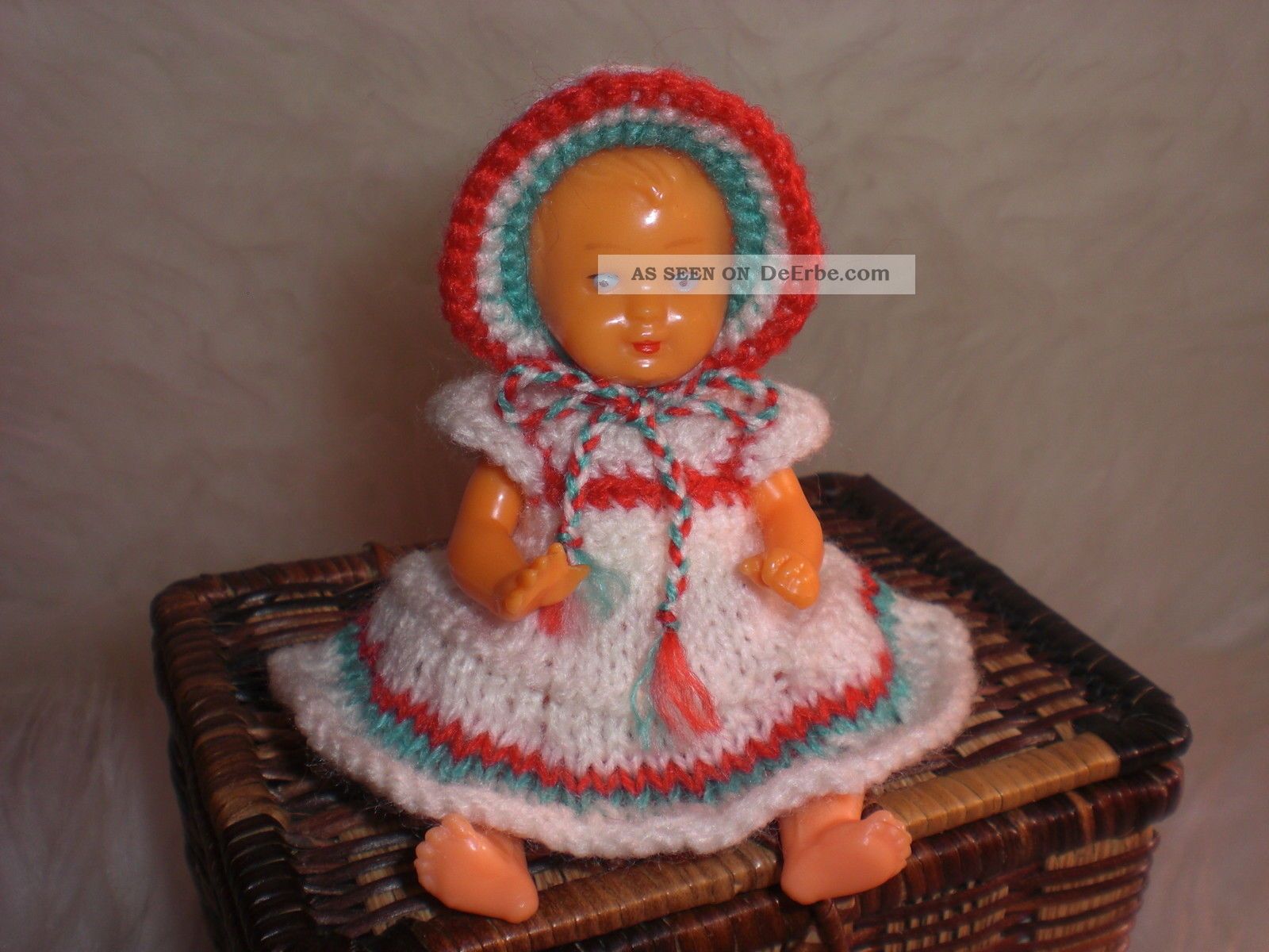 Strickkleid Für Ooak -,  Ari -,  Sk,  Barbie U.  A.  Püppchen Ca.  10 Cm Nostalgieware, nach 1970 Bild