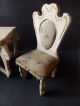 Alte Puppenstube Puppenküche Zubehör Tisch Und Zwei Alte Stühle Original, gefertigt vor 1970 Bild 1