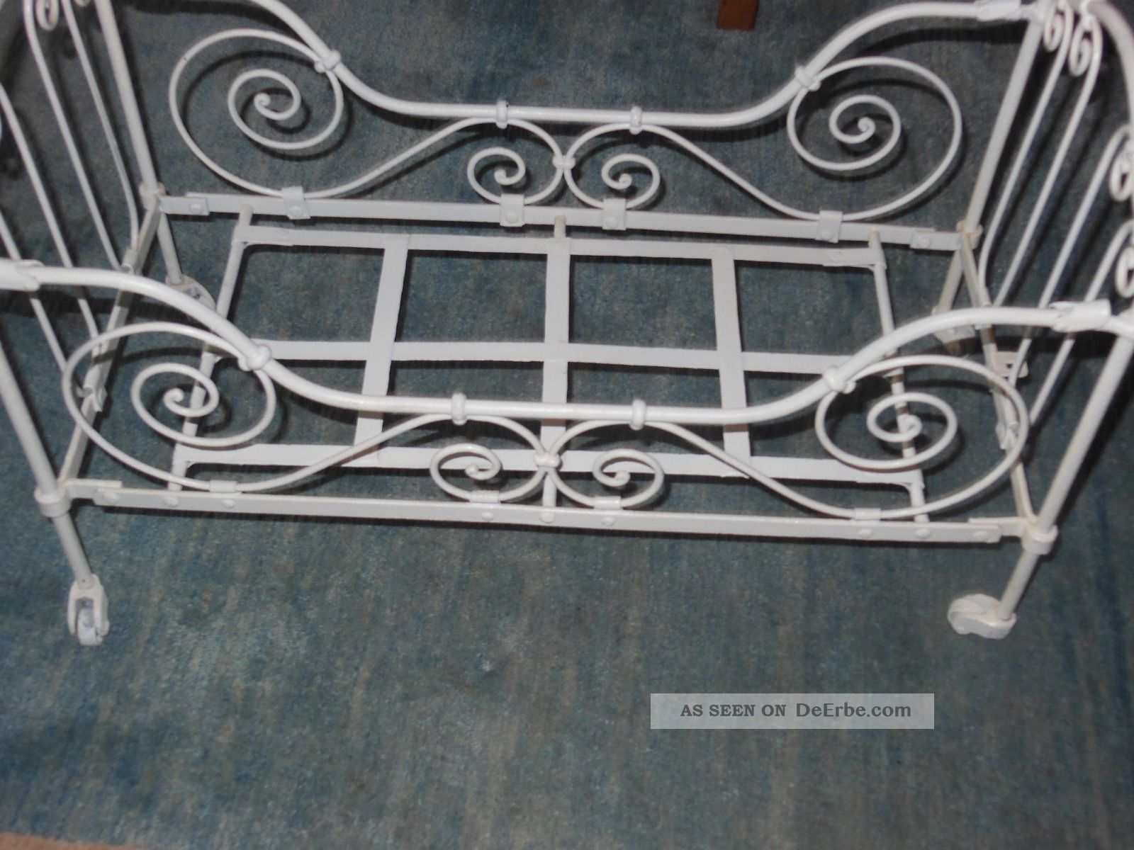 Antikes FranzÖsisches Eisenbett Um 1900 Puppenbett FÜr Antike Puppe Puppenstube Porzellankopfpuppen Bild