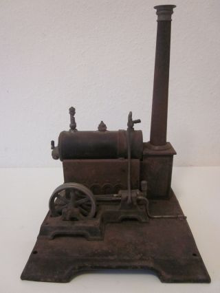 Alte Kleine Dampfmaschine 
