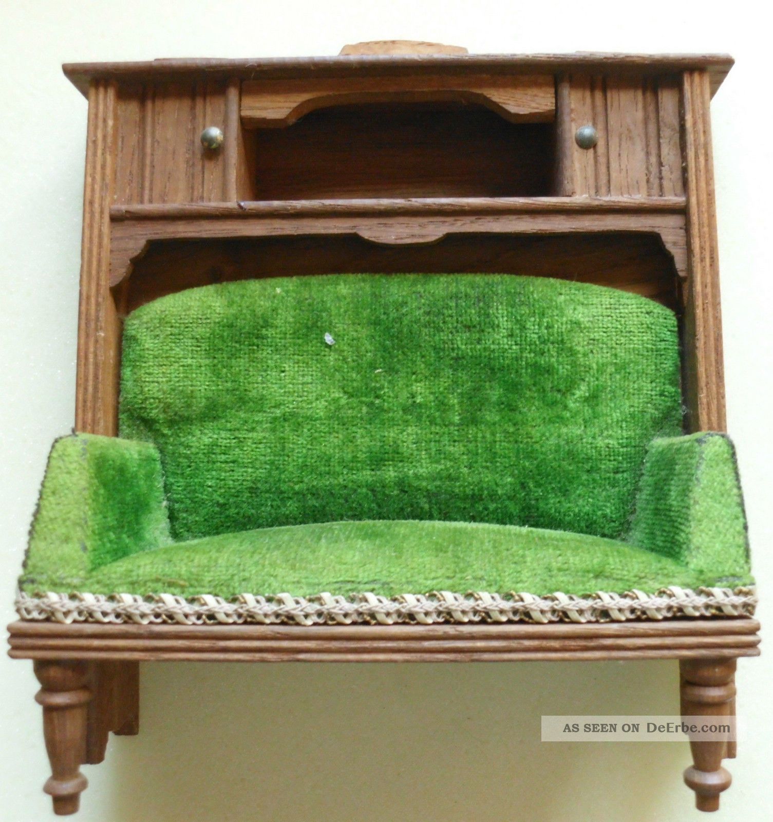 Uraltes Sofa,  Umrandetes Sofa FÜr Die Puppenstube,  Um 1900 Original, gefertigt vor 1970 Bild