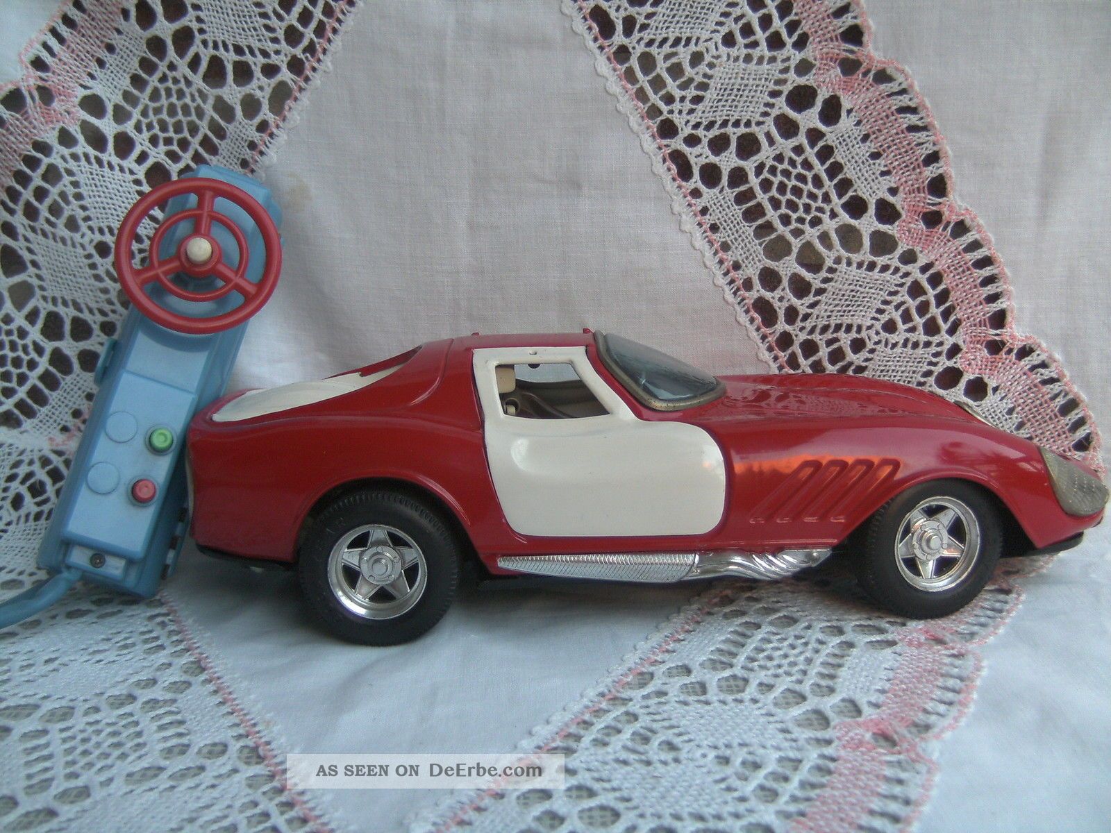 Shinsei Ferrari Custom Blech Rot - Weiß Lackiert Flügeltüren Fernbedienung Batteri Original, gefertigt 1945-1970 Bild