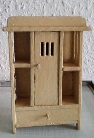Uralter Kleiner Schrank Für Die Antike Puppenstube Bild