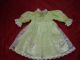 Puppenkleid - Lindgrünes Kleid - Mit Vielen Perlen - Puppenkleidung - Handgenäht Nostalgieware, nach 1970 Bild 1