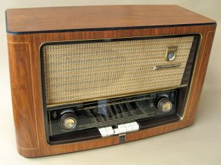 Grundig Radio 3010,  RÖhrenradio Von 1952/53.  Spielt Historic Tube Radio Bild