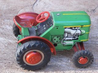 Antikspielzeug Tipco Traktor Aus Den 50ern Bild