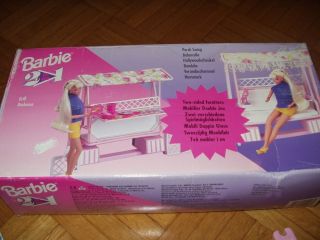 Mattel Barbie 2 In1 Hollywoodschaukel Und Grill Von 1993 Ovp Bild