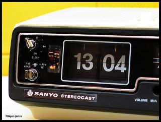 Sanyo Stereocast - Klappzahlen - Radio - Radiowecker - Wecker - Flip Clock - 70er - Vintage Bild