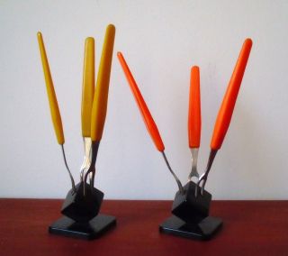 2 Gabelständer Häppchengabeln Je 3 Gabeln Design Gagalit Bakelit Orange Gelb Bild